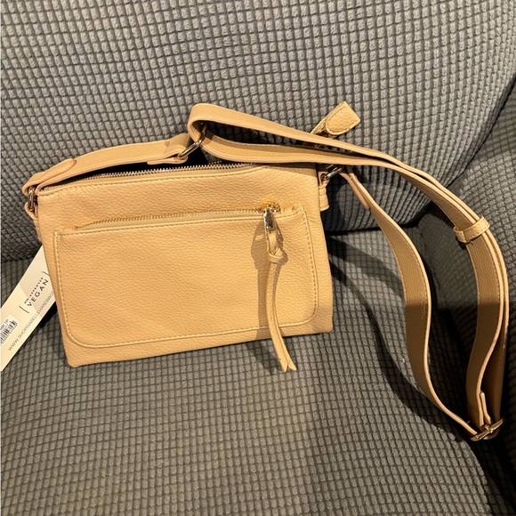 Crossbody bag Gold  Color Leather - Picture 8 of 8